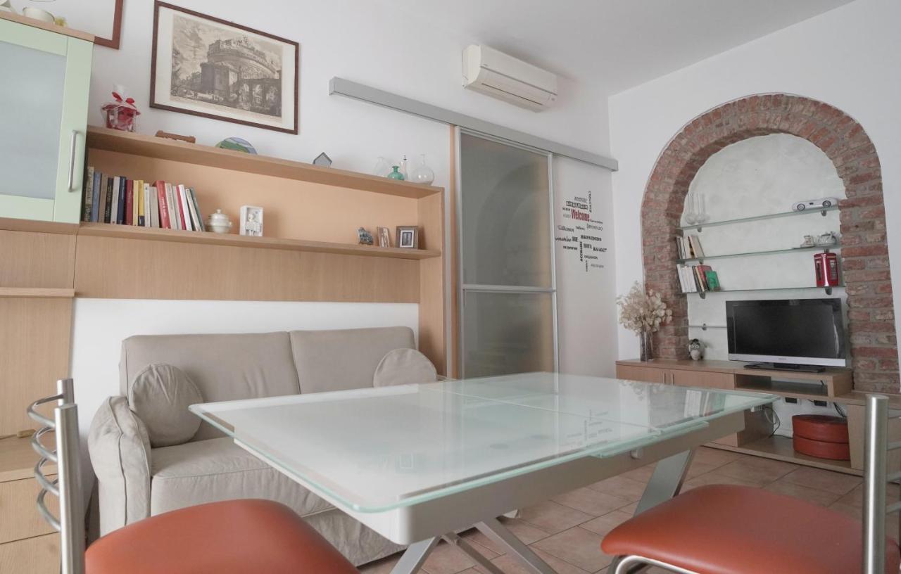 Best Way Rent - Incantevoli Appartamenti Sul Naviglio Della Martesana Milão Exterior foto