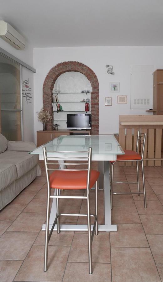 Best Way Rent - Incantevoli Appartamenti Sul Naviglio Della Martesana Milão Exterior foto